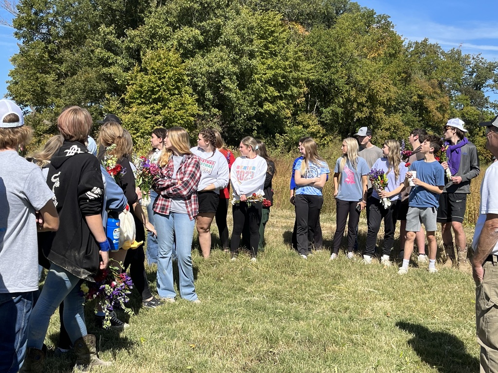 Delta FFA members learn about wetland conservation practices.